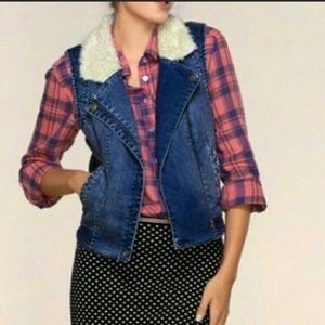 Anthropologie daughters of liberation sherpa vest